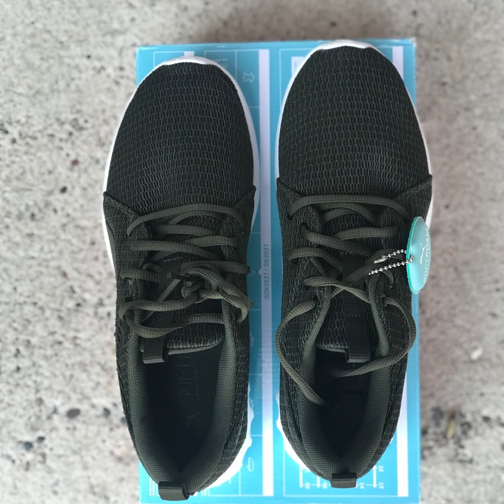 Puma Men Shoes size 8.5